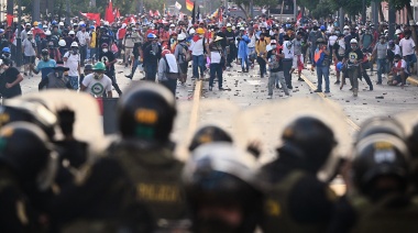 Continúan las protestas en Perú y se acentúa la escasez de alimentos y combustible