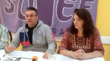 “La Educación es un derecho, no un servicio esencial”