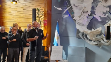 Panadería La Unión inauguró escultura sobre Malvinas