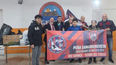 Peña futbolera sigue con las donaciones solidarias