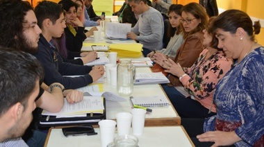Concejales se reunieron con estudiantes en el quincho del SUTEF
