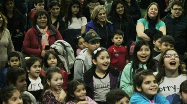 Camioneros organizaron festejos por el Día del Niño