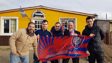 Peña entregó alimentos a comedor comunitario
