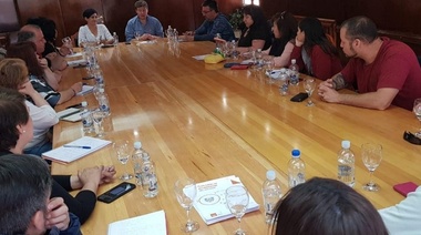 "Estamos trabajando en la recuperación de la legalidad del salario docente"