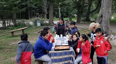 Hockey social en el Dos Banderas