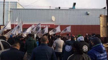 Acto frente a la planta y carta para AFARTE