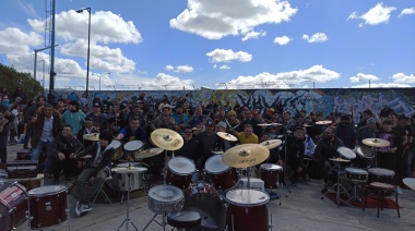 En Río Grande la música sopló más que el viento