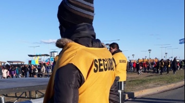 Trabajadores de seguridad destacaron tarea desarrollada durante el encendido del arbolito