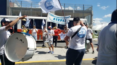 Controladores aéreos y técnicos levantan las medidas de acción gremial