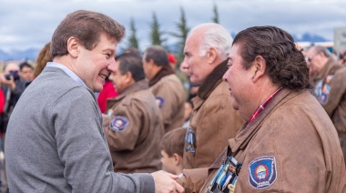 El gobernador y la vicegobernadora entregaron distinciones a veteranos y familiares