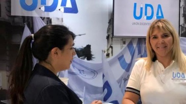 La UDA montó un stand en la Feria Internacional del Libro