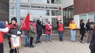 Se realizó el abrazo solidario en contra de la violencia laboral