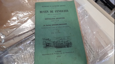 Vecina de Río Grande encontró valiosa documentación histórica y la comparte