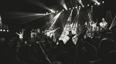 La Delio Valdez deslumbró en el Festival de la Docencia Fueguina