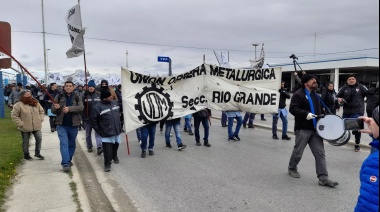 Importante manifestación  de la UOM con el acompañamiento de otros sectores