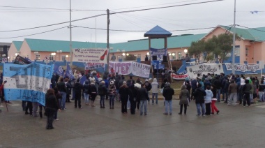 Hablaron los docentes exonerados por Ríos y Bertone