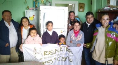 Se realizaron controles médicos a niños y trabajadores rurales en una escuela de Santa Cruz