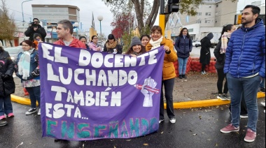 SUTEF y SADOP confluyeron en la movilización de Río Grande