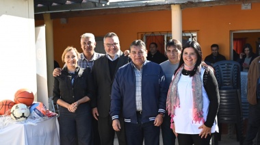 Voytenco inauguró una plaza de juegos en Corrientes en el marco del Operativo RuralEs