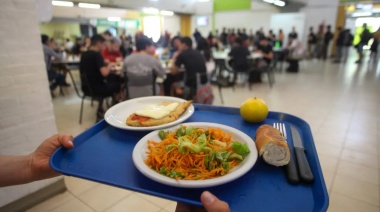 Gastronómicos retomaron las actividades en los comedores de las fábricas