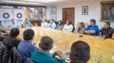 Melella convocó a los gremios estatales para abordar la cuestión salarial