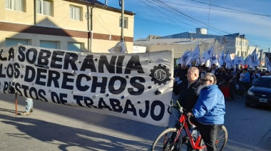 Multitudinaria marcha y acto por el 24 de marzo