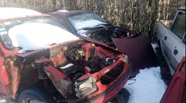 Trabajador lesionado y abandonado tiene que dormir en un auto abandonado