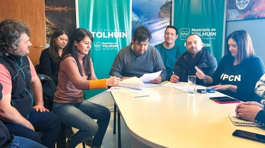 Se firmó un nuevo acuerdo paritario entre el Municipio de Tolhuin y sindicatos