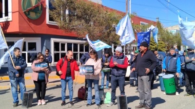 Manifestación contra el aumento de la luz