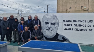 Quedó inaugurado el mural en homenaje a Osvaldo Bayer