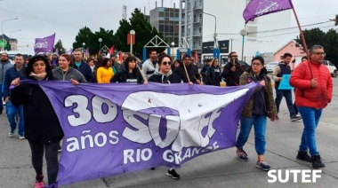 Docentes plantean unificar la discusión salarial nacional en $1.600.000 para el cargo inicial de jornada simple