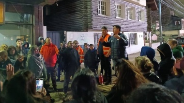 Asamblea conjunta de ATE y SOEM resolvió levantar la carpa hasta el martes