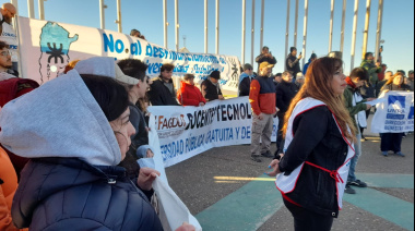 Multitudinarias marchas en la provincia para defender a las universidades públicas