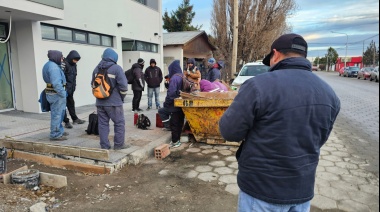 Trabajadores de Zapco reclaman porque la empresa no les paga suma en negro que percibían