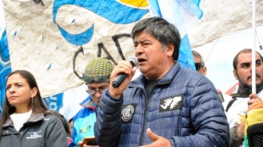 “Los legisladores que se sienten, porque nos van a conocer”