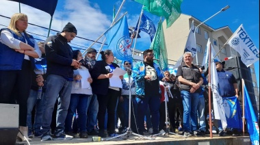 Camioneros salen al cruce del recorte del presupuesto para la ciudad de Río Grande