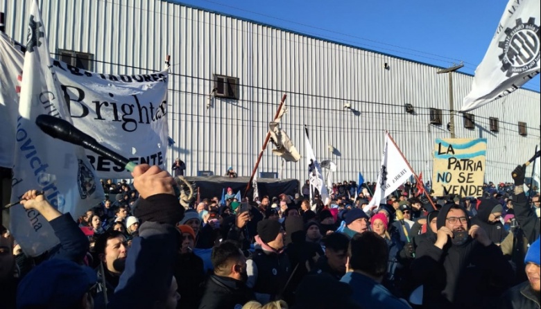 Las fuerzas del cielo contra las fuerzas del movimiento obrero metalúrgico fueguino 1
