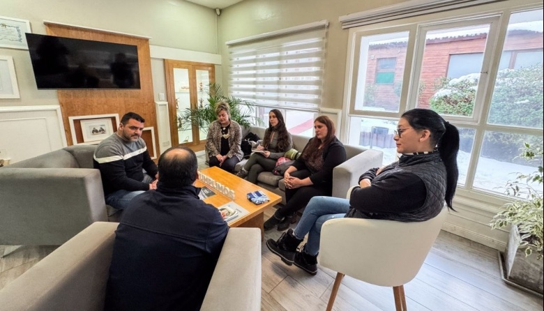 Vuoto se reunió con representantes de UPCN y analizaron situación de organismos nacionales
