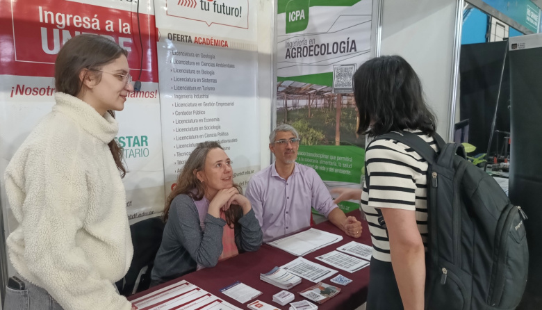 La UNTDF presente en la Expo Académica de Río Grande