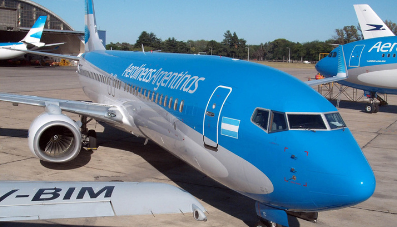 Comenzó el paro de controladores aéreos