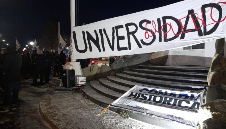 Tierra del Fuego se suman a la Marcha Federal Universitaria