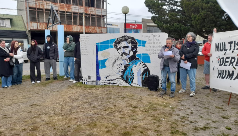 Duro documento de la Multisectorial se leyó en la inauguración del mural de Nora Cortiñas