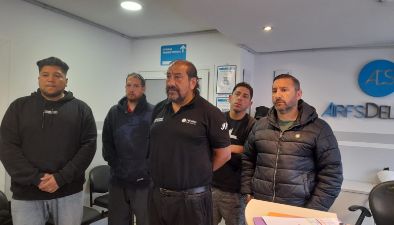 Bono solidario y festival para acompañar a los 140 trabajadores y sus familias