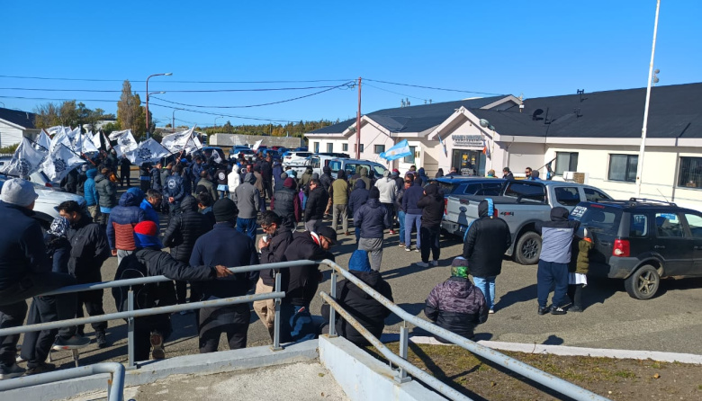 “Seguimos luchando en defensa de los puestos de trabajo y la continuidad laboral”