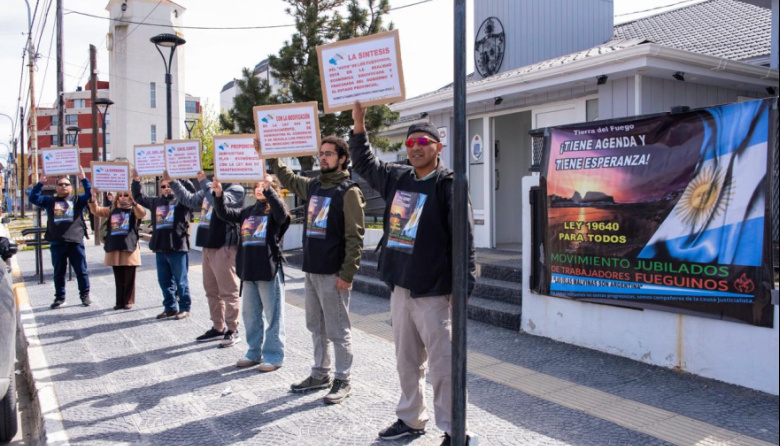 Reclaman convocar al Consejo Económico y Social