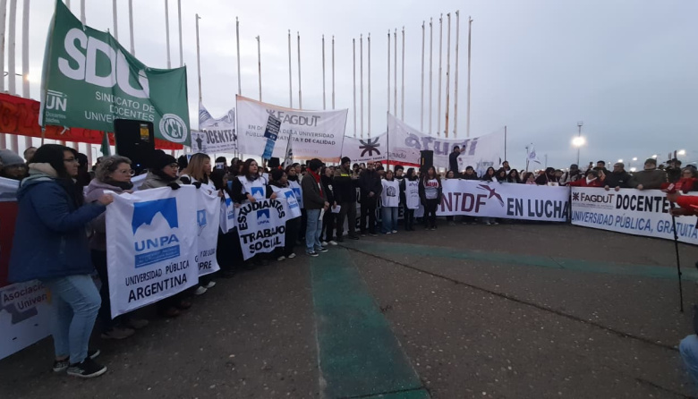 Multitudinario y abarcativo acompañamiento al reclamo de las universidades en la provincia