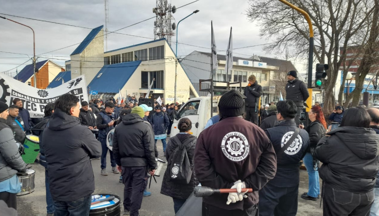 La UOM de Río Grande publicó un documento en defensa de la industria y el empleo