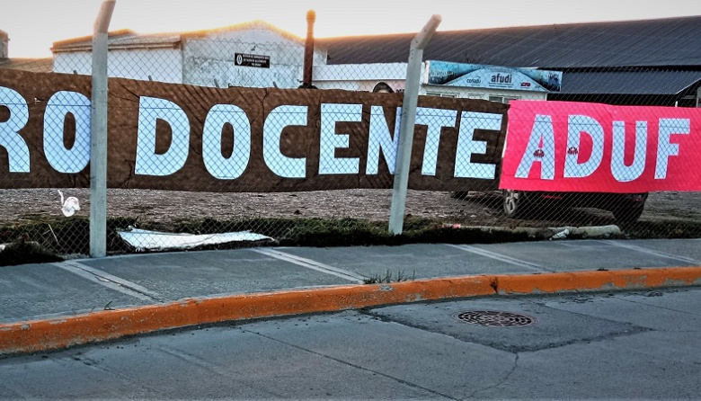 CONADU Histórica llamó a un paro nacional tras el colapso de las paritarias