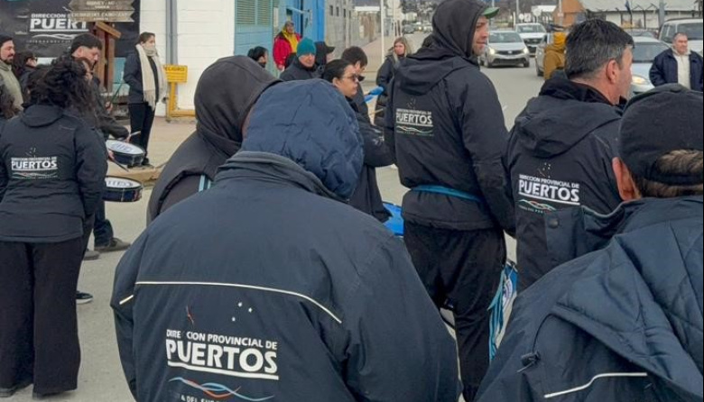 "Sin paz para los trabajadores, no habrá paz para la intervención"