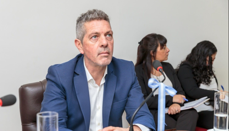 Löffler impulsa un régimen jubilatorio especial para trabajadores de la salud